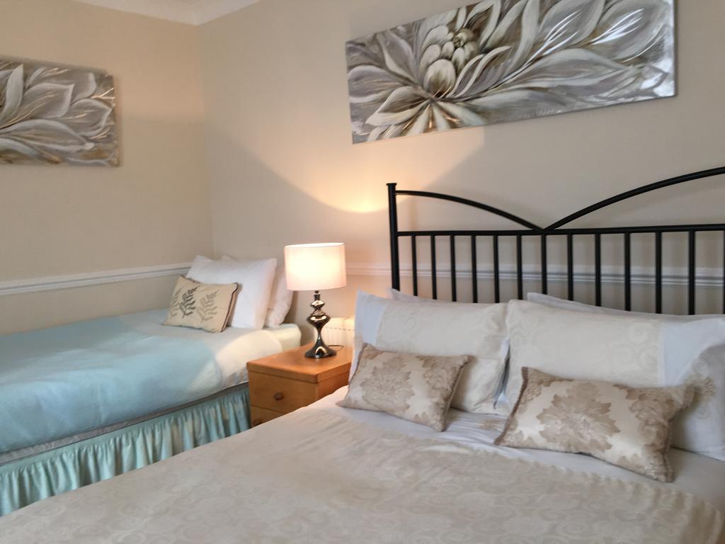 Caris Guest House Southend-on-Sea Exterior foto